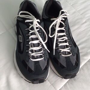 Skechers - Men’s Black and Charcoal Sport Stamina Sneakers - wide width